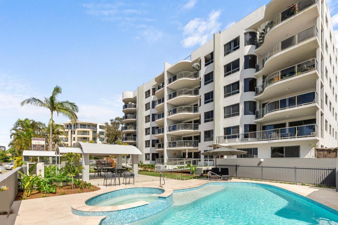 מולולאבה Riverdance Apartments מראה חיצוני תמונה