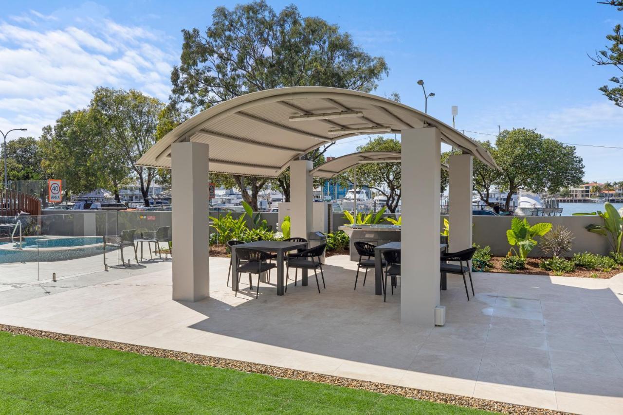 מולולאבה Riverdance Apartments מראה חיצוני תמונה